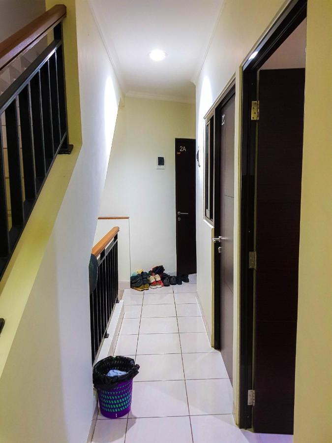 Aloha Guest House - 1 Male Only Tangerang Zewnętrze zdjęcie